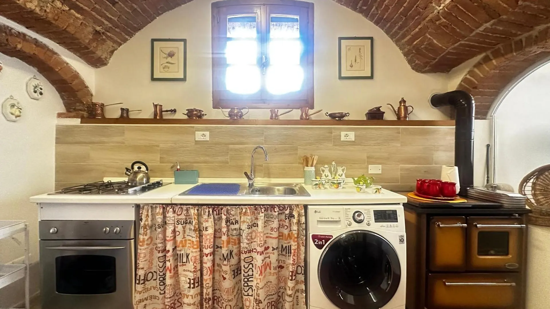 Historic Apartment Bucine